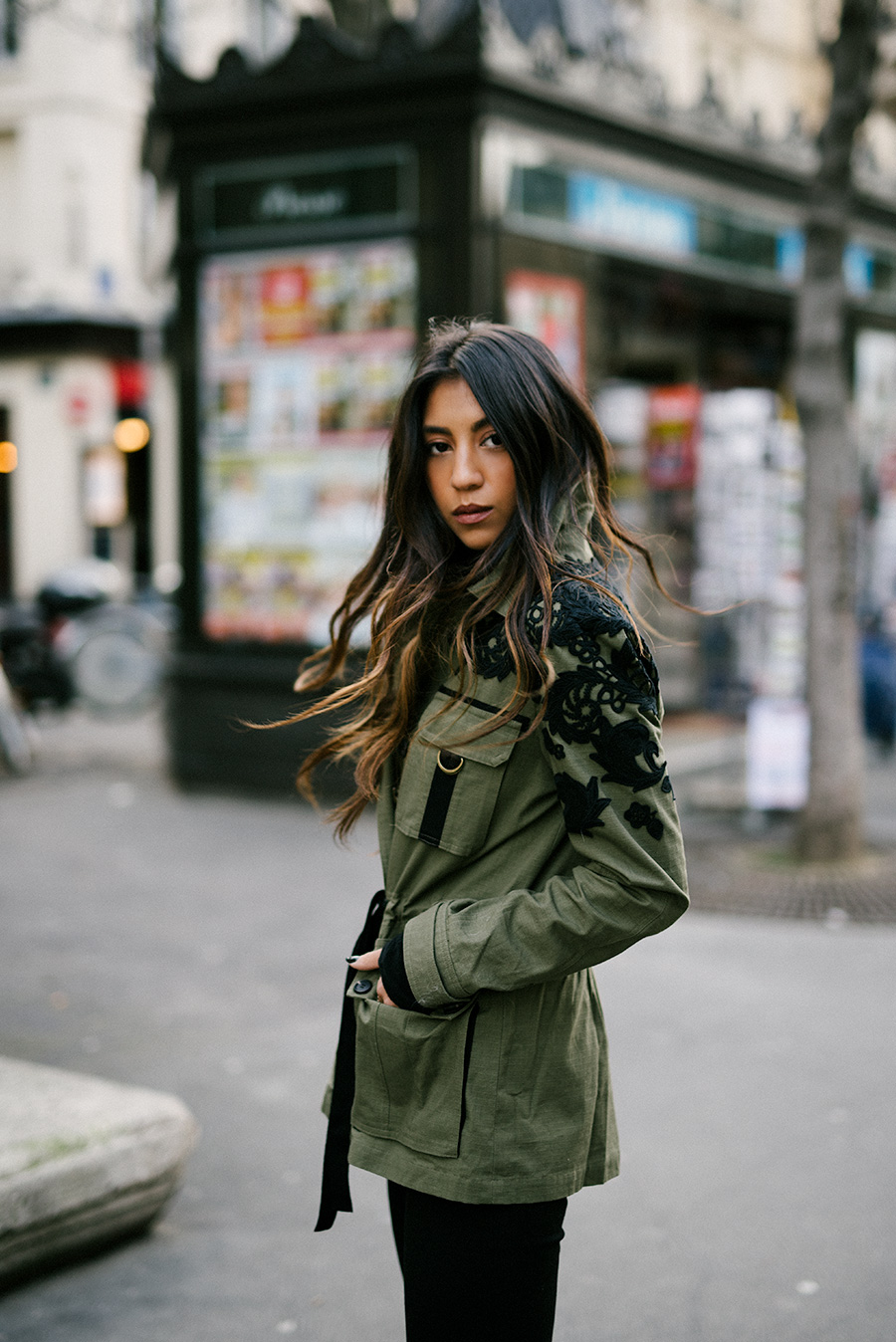 Veronica Beard Heritage Utility Jacket paris fashion week stella mccartney bag magazine stand paris streets not your standard kayla seah blogger fashion outfit streetstyle black flares outfit ideas france travel blog